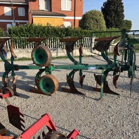 Aratro Regent quadrivomere 