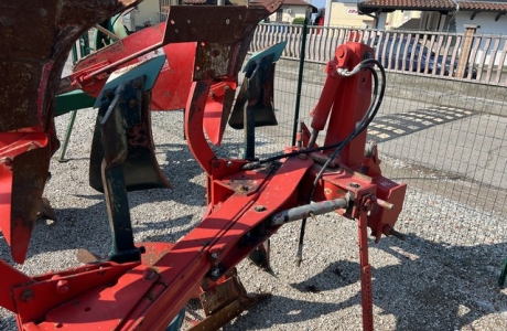 Aratro Vogel & Noot quadrivomere M950