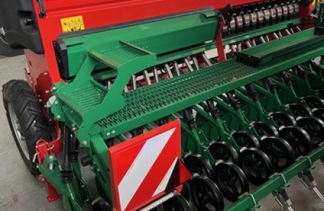 Seminatrice Agro-Masz SR 301