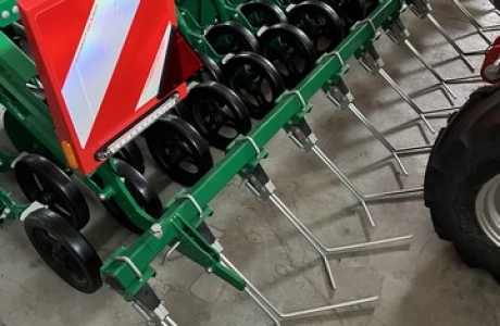 Seminatrice Agro-Masz SR 301