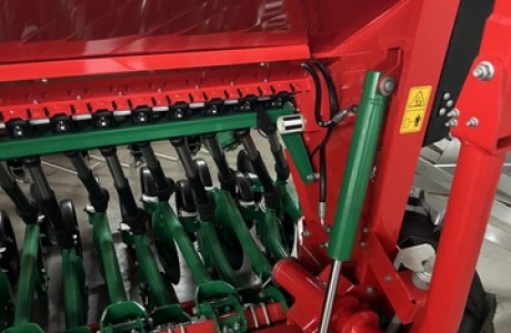 Seminatrice Agro-Masz SR 301