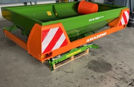Spandiconcime Amazone ZA-M 1002 Special